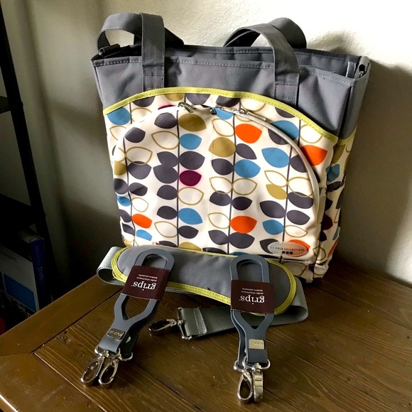 JJ Cole Handbags - Like New! J.J. Cole Diaper Bag